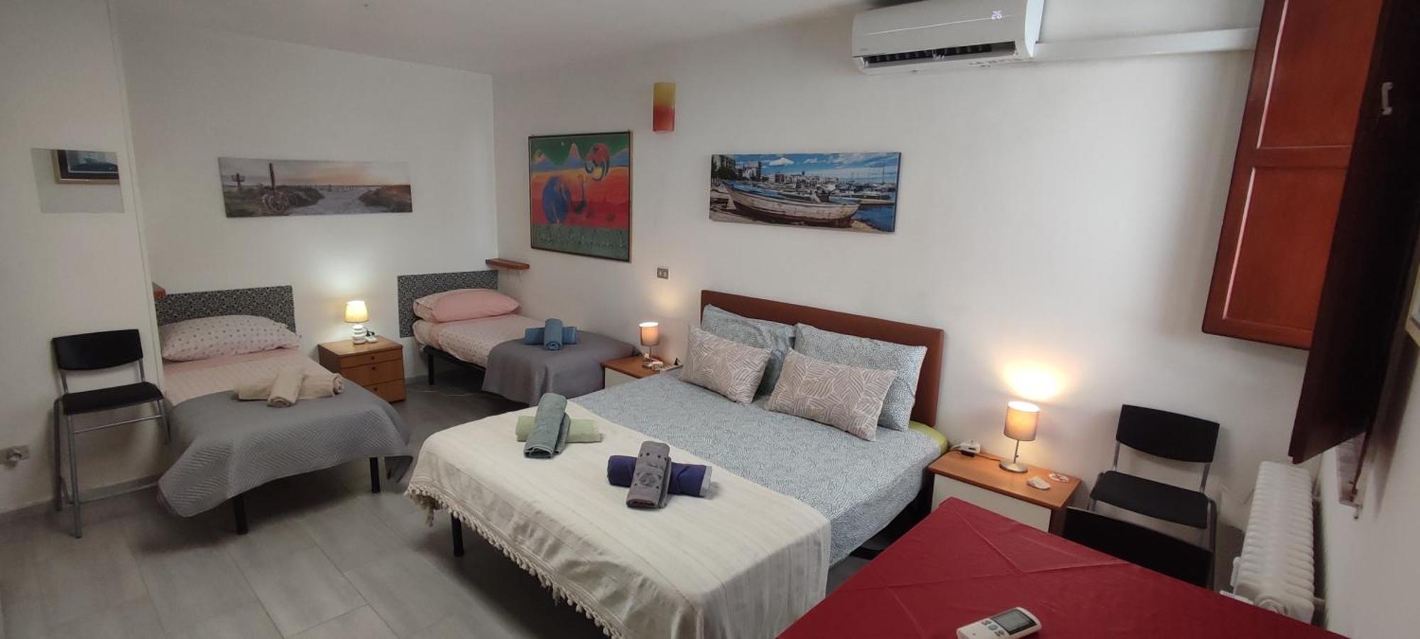 Super Central Studio, No Noise, Near Seaside, Shops Bari Exterior photo
