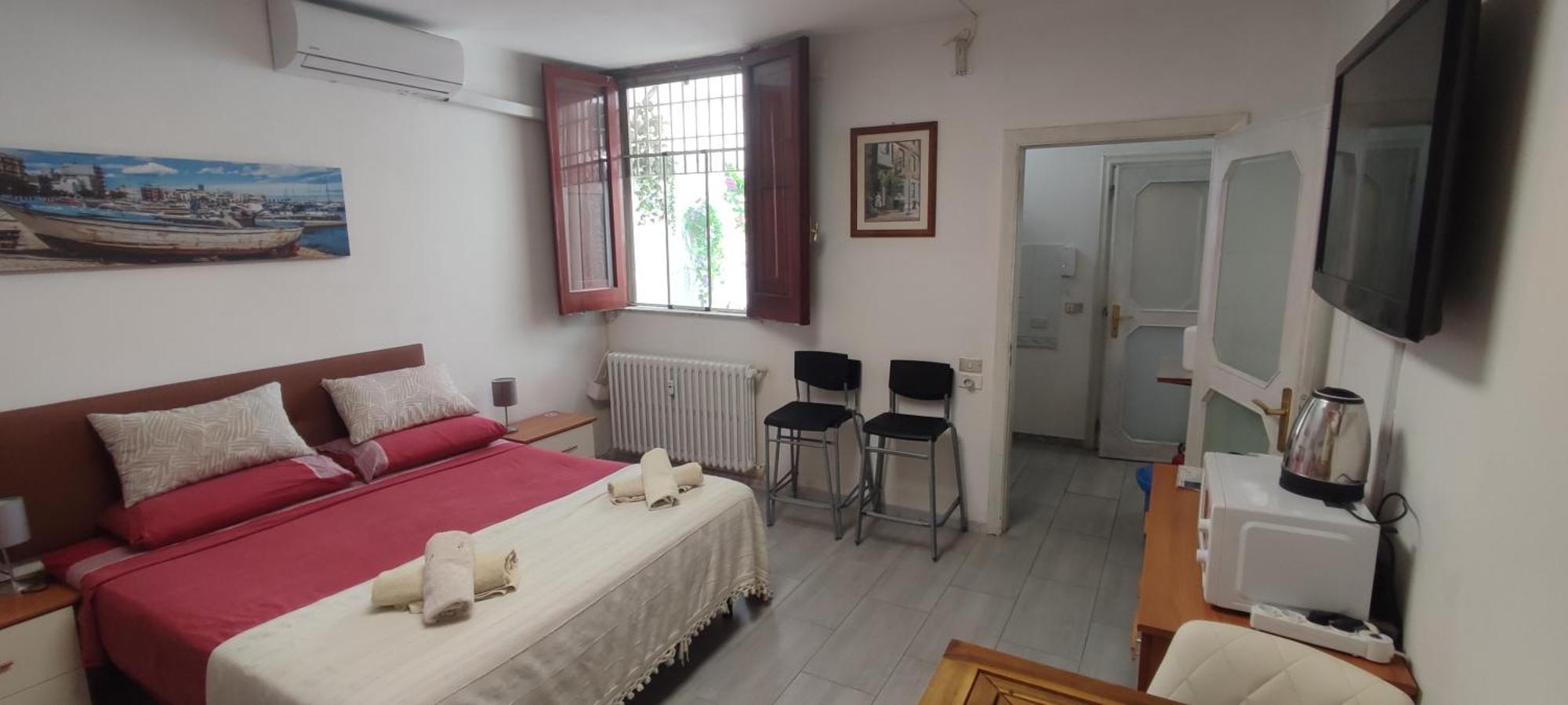 Super Central Studio, No Noise, Near Seaside, Shops Bari Exterior photo